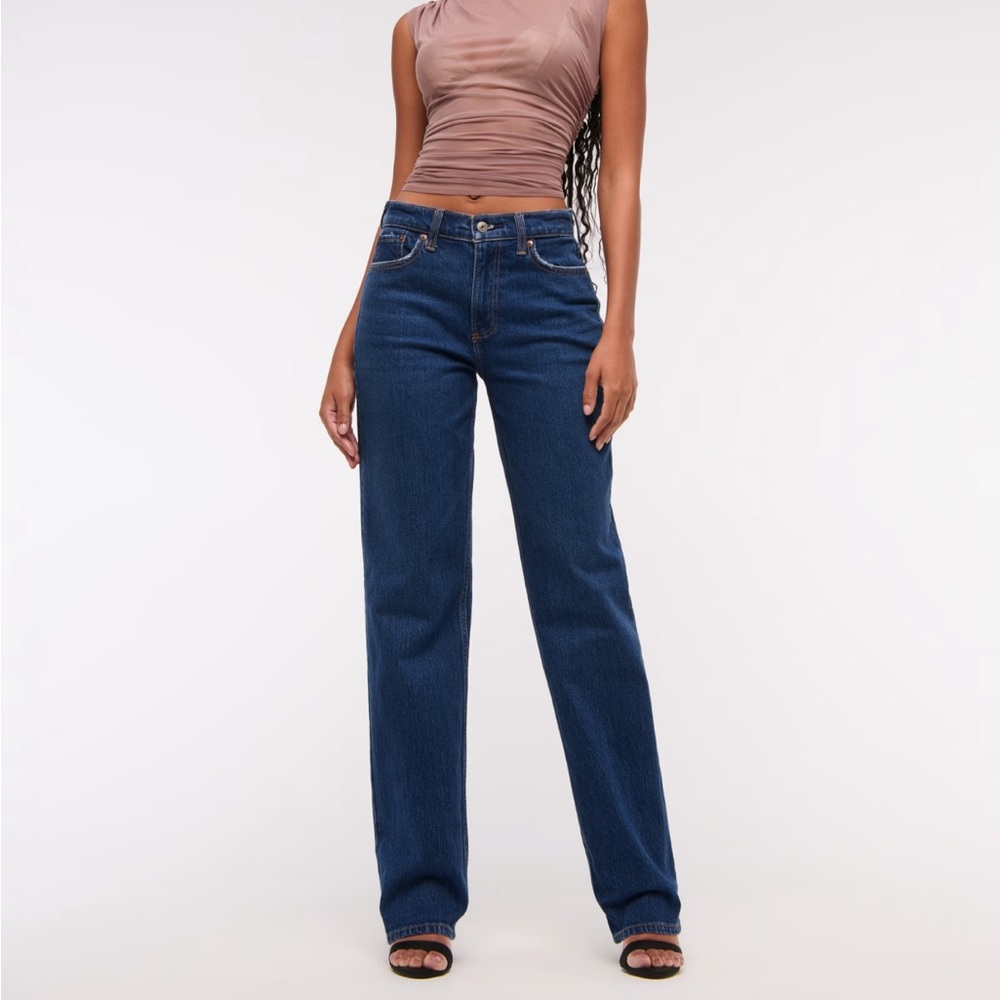 Abercrombie & Fitch Curve Love Low Rise Baggy Jeans